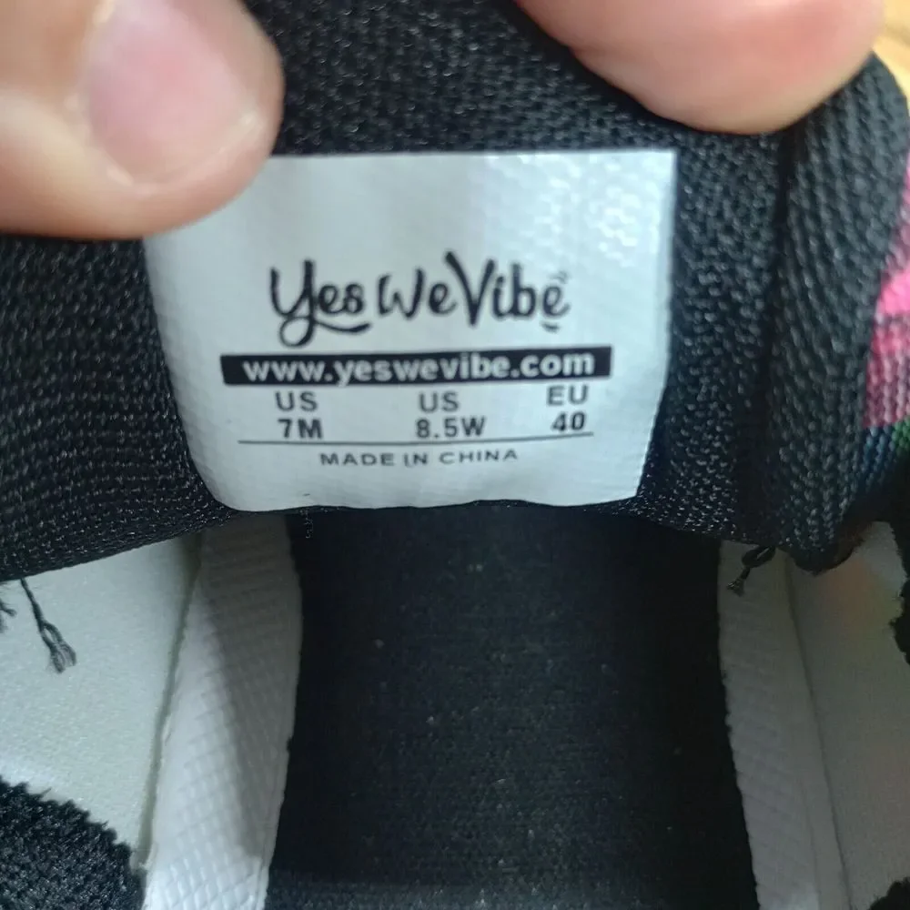 Yes We Vibe Sneakers‎ Shoes Womens Sz 7 M Floral Butteryfly Lace Up Colorful